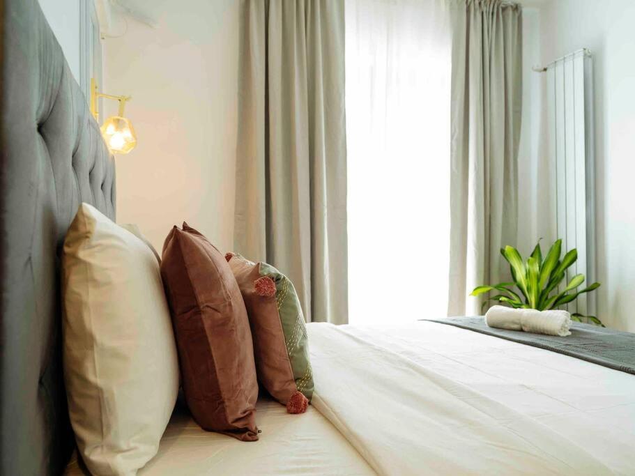 Bright 2Br Apartment - Top Location - City Balcony Bucareste Exterior foto