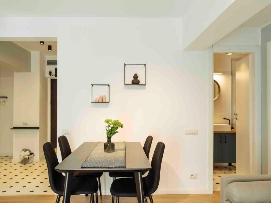 Bright 2Br Apartment - Top Location - City Balcony Bucareste Exterior foto