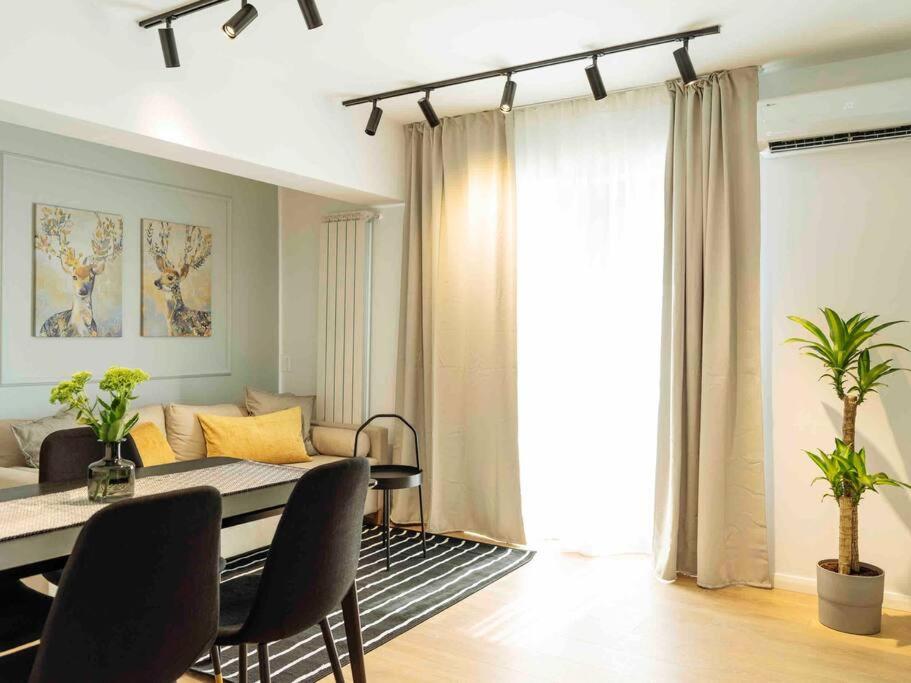 Bright 2Br Apartment - Top Location - City Balcony Bucareste Exterior foto